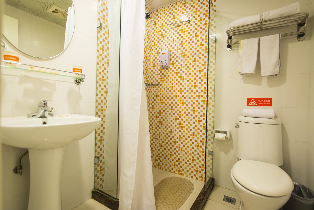 Home Inn Shanghai Hongqiao Terminal Jinshajiang Road Changfeng Zewnętrze zdjęcie